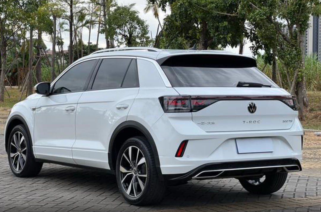 Вид спереди